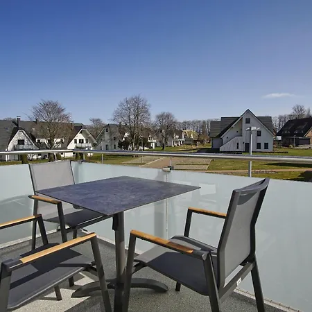 Rex Rugia Fewo12-8 Mit Schwimmbad Und Saunanutzung Im Ahoi-erlebnisbad Sellin